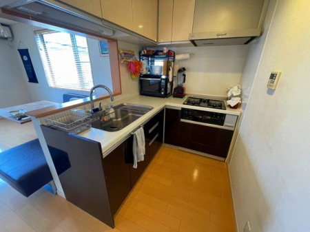 キッチン　L字型キッチンは作業効率も良く、収納スペースも広く取れます♪
